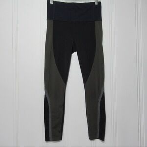 Athleta Spar Colorblock 7/8 Tight Leggings Size Small